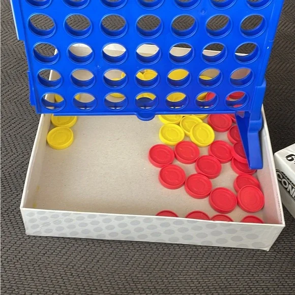 Connect Four - Picture 3 of 3